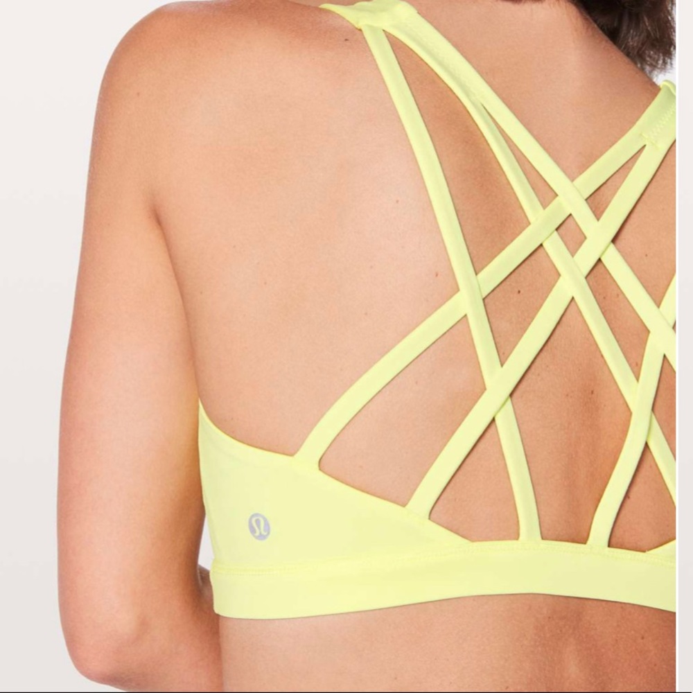 Lululemon Free to Be Serene Bra